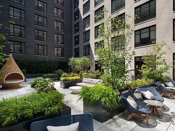 4th image of 45 Hoyt St #26K