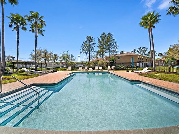 4th image of 4535 Winding River Way