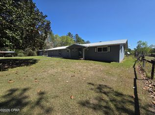 2491 River Rd, Caryville, FL 32427