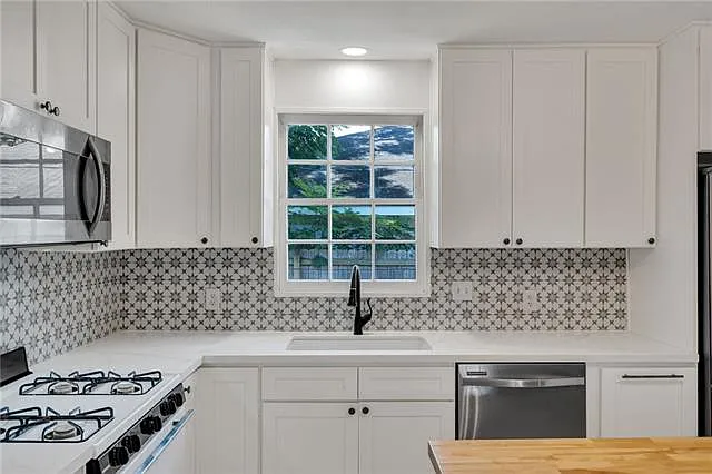 237 Vinet Ave — Photo 13