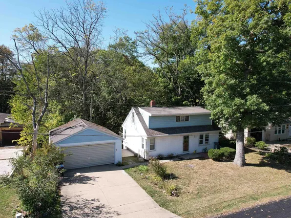 103 Ember Ln, East Peoria, IL 61611