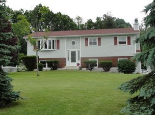 16 Angie Dr, Hopewell Junction, NY 12533