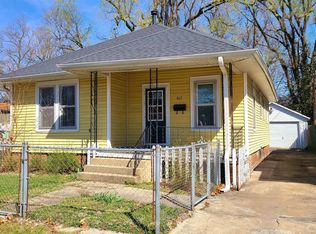 912 S Pasfield St, Springfield, IL 62704