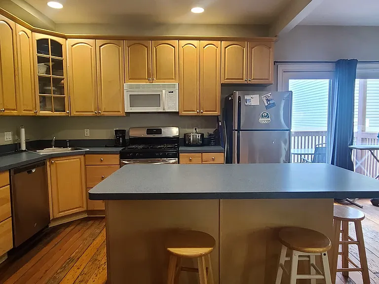 8 1/2 O St #1 — Photo 1