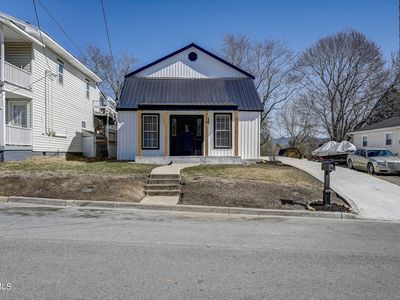 718 S Lynn Ave, Elizabethton, TN, 37643