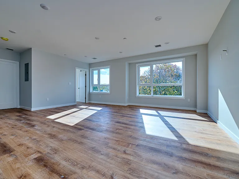 510 Willard Street — Photo 10