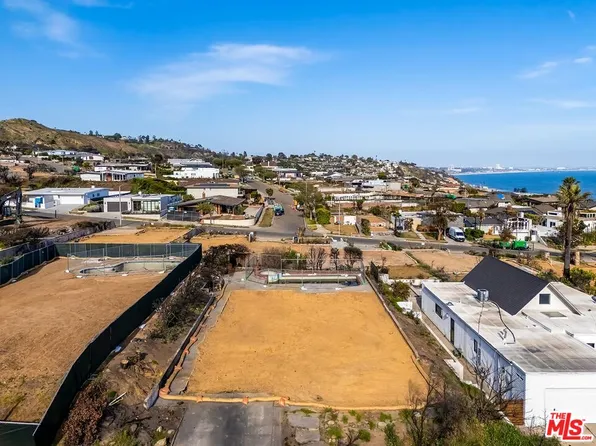 3808 Castlerock Rd, Malibu, CA 90265