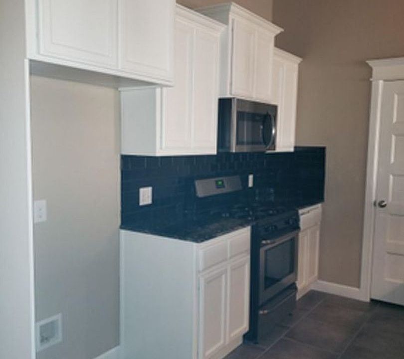 1st image of 10612 NW 21st St