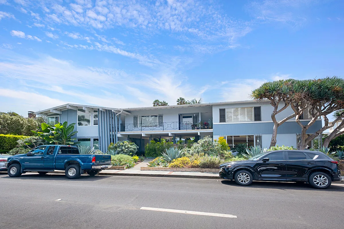 1 bed, 741 sqft, $3,750 — Photo 1