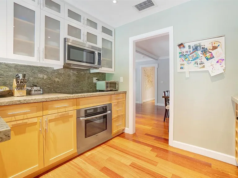 412 Gerona Ave — Photo 12