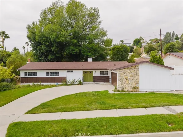 8579 Nevada Ave, Canoga Park, CA 91304
