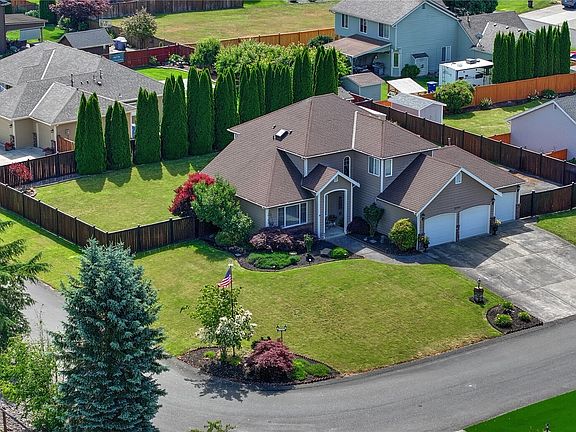 4th image of 22705 66th Avenue Ct E
