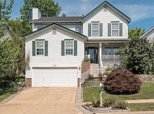 1553 Glenn Brooke Woods Cir, Ballwin, MO