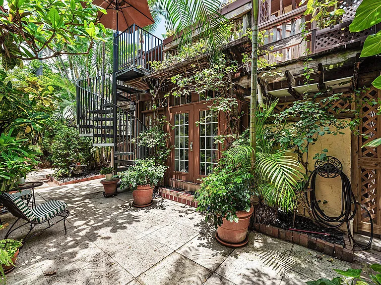 232 Australian Ave #3 — Photo 4