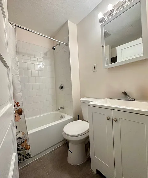 18 Tewksbury St #2 — Photo 12