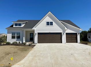 507 Sun Vale Ln, Grandville, MI 49418