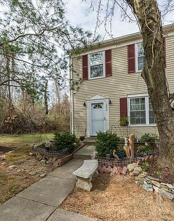 3rd image of 18634 Winding Creek Pl
