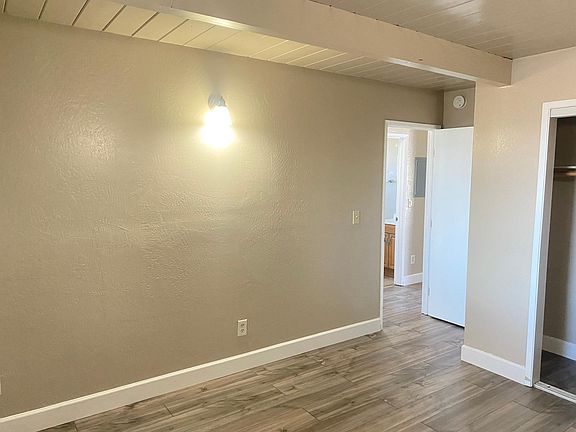 5th image of 610 19th St #B