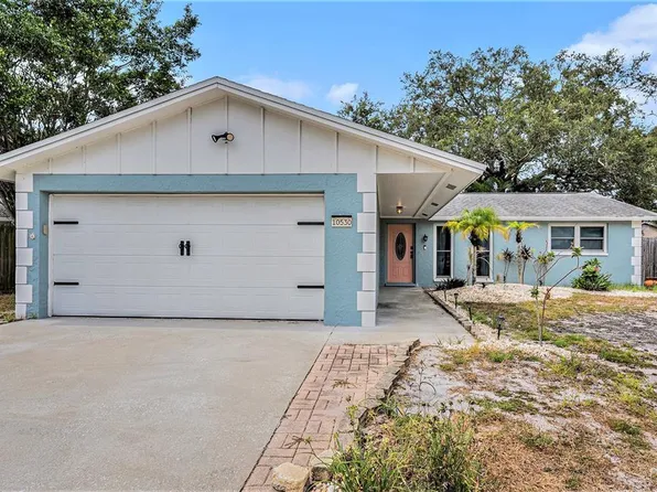 10530 119th St, Seminole, FL 33778