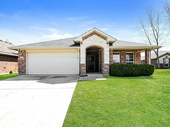 12513 Fenway Ct, Burleson, TX 76028