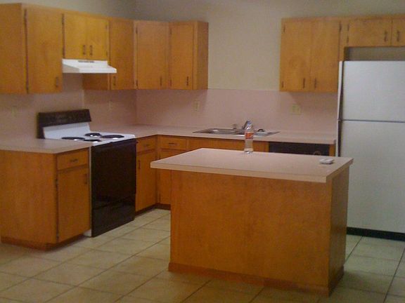 2nd image of 1252 Squaw Valley Dr Unit B
