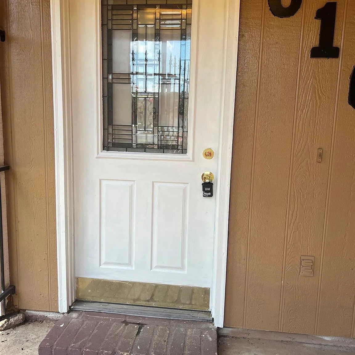 3 bed, 2.0 bath, 1496 sqft, $1,650 — Photo 2