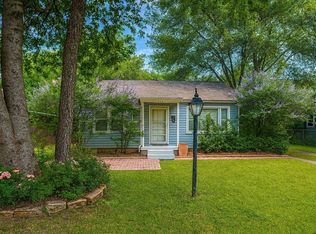 4932 Royal Dr, Fort Worth, TX 76116