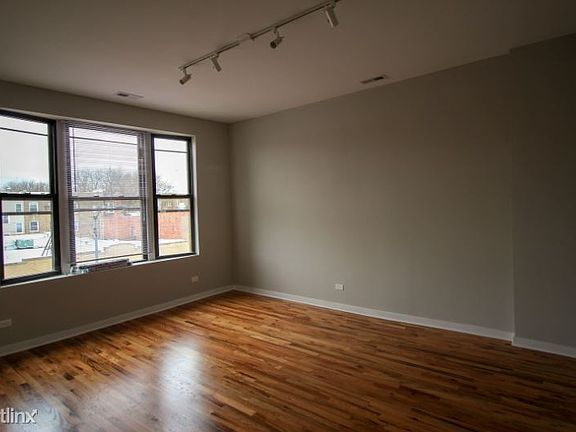 5th image of 4613 N Kedzie Ave APT 2