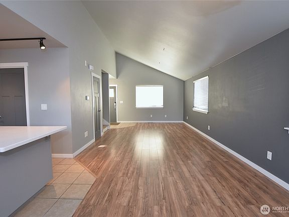 5th image of 16532 41st Avenue NE #A172