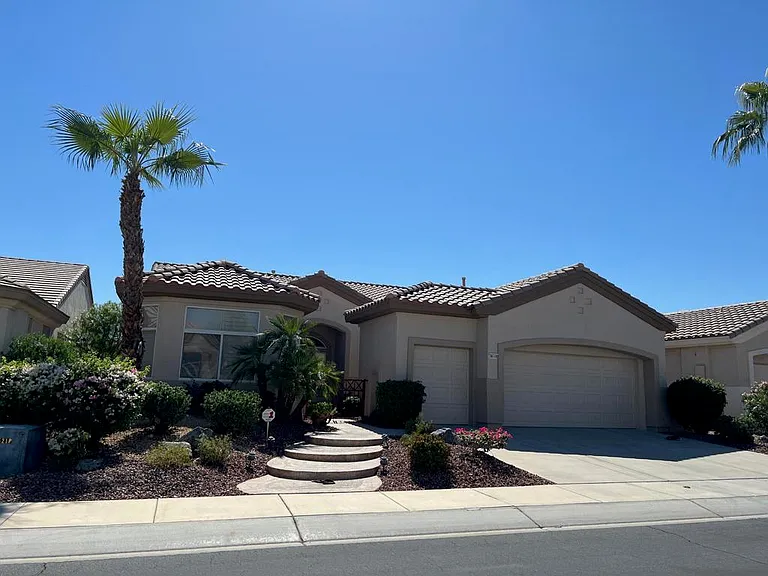 78119 Elenbrook Ct — Photo 3