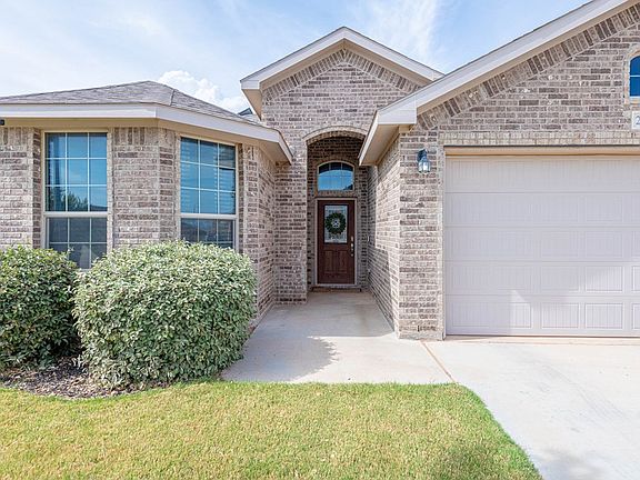 3rd image of 2321 Scenic Rd