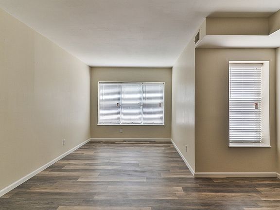 4th image of 5523 Pershing Ave APT 11