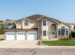 1649 Huntwood Ln, East Wenatchee, WA