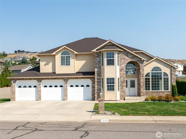 1649 Huntwood Lane, East Wenatchee, WA 98802