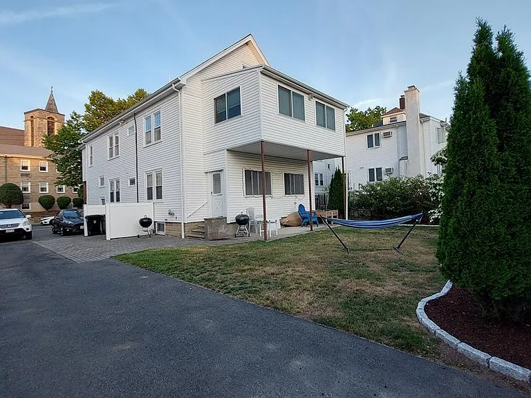 10 Saint Marys St — Photo 25