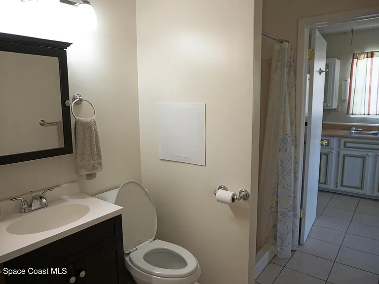1423 Jasper Ave NW — Photo 17