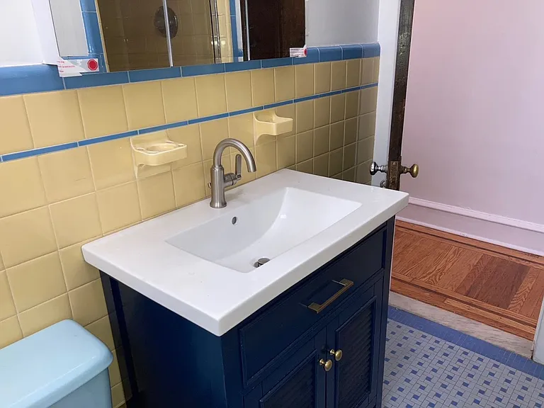 1807 S Broad St — Photo 12