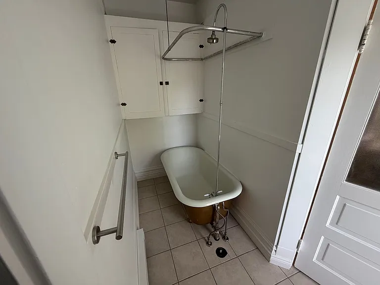Jefferson Apartments — Photo 17
