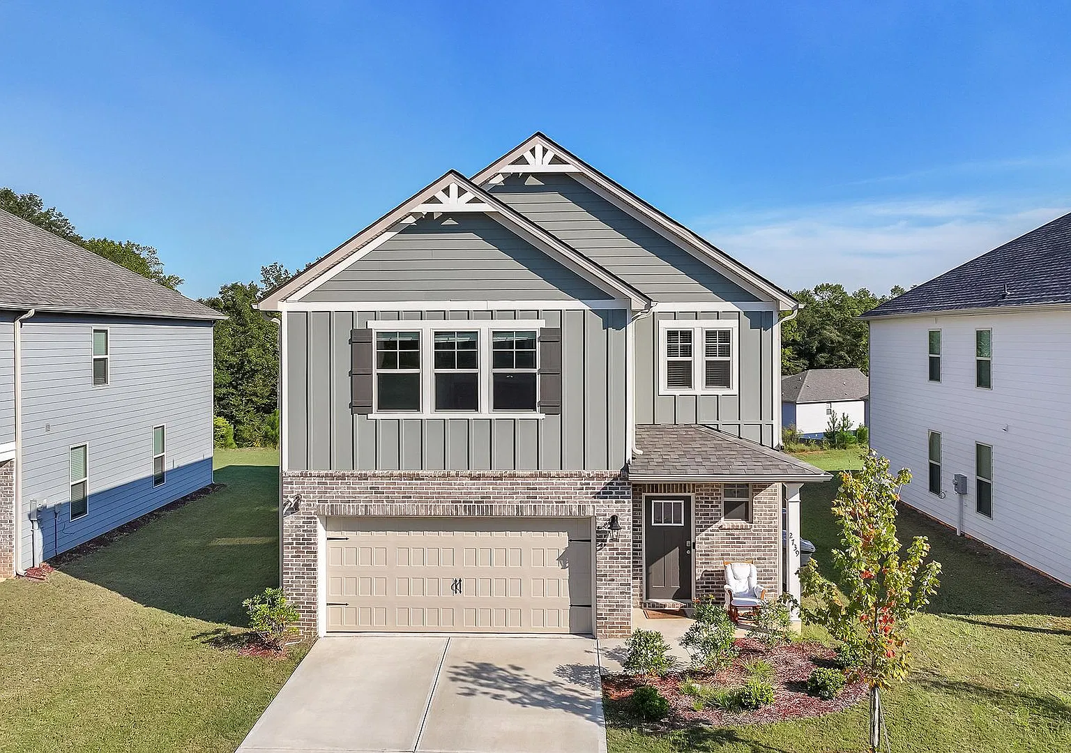 2739 Jansen Ave 4 bed 3 bath — Photo 3