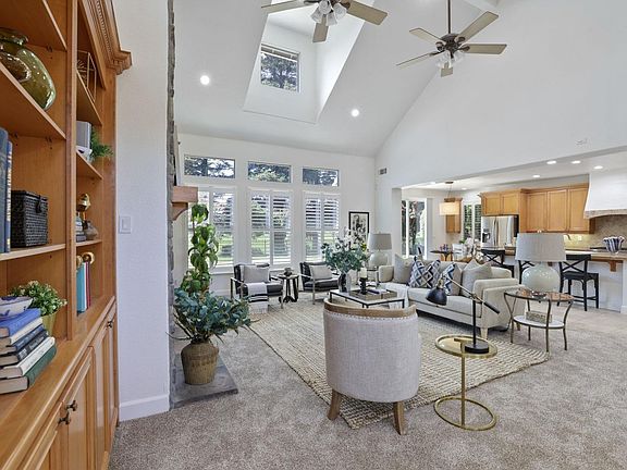 4th image of 4190 Pebble Beach Dr