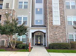 910 Westwood Village Way UNIT 201, Midlothian, VA 23114