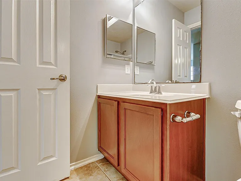 24522 Folkstone Cir — Photo 15