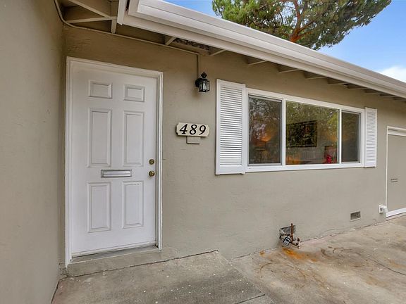 3rd image of 489 Wagman Dr