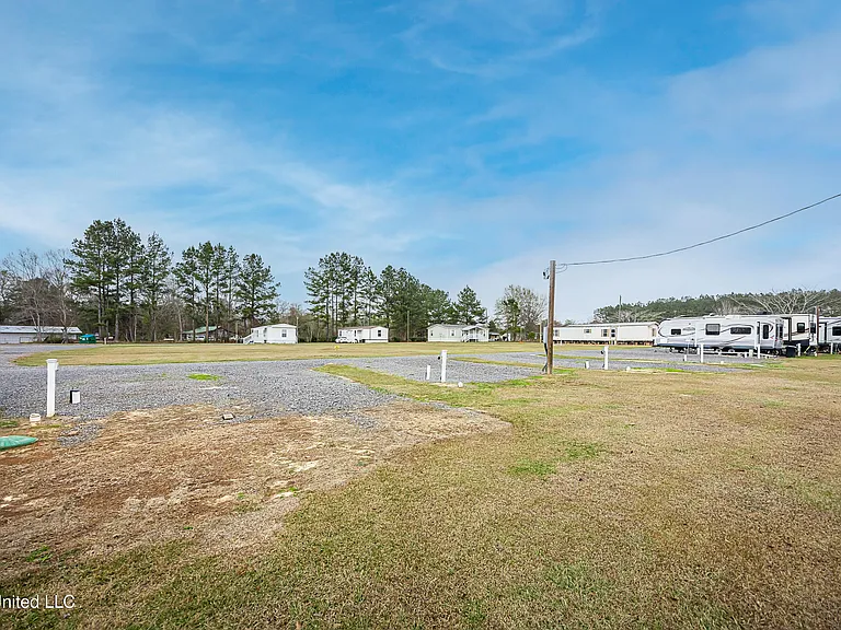 144 Katie Eubanks Rd #7-8 — Photo 6