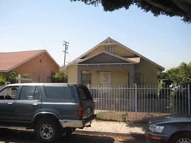 1st image of 1624 E 87th Pl