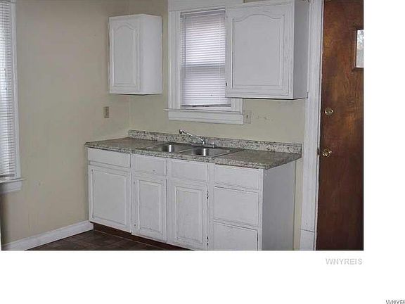 2nd image of 1346 Cleveland Ave