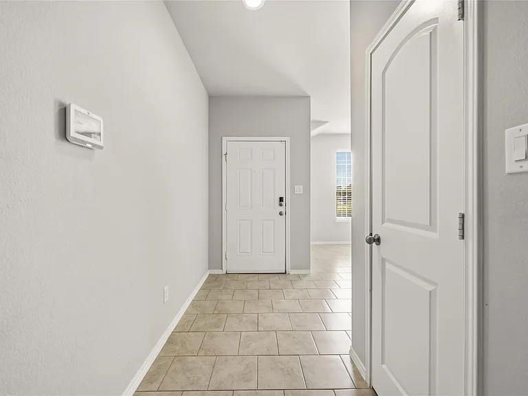 23610 Water Hickory Dr — Photo 3