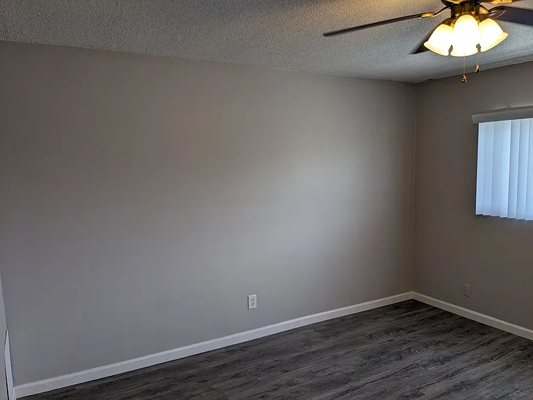 2758 Orange Ave — Photo 11