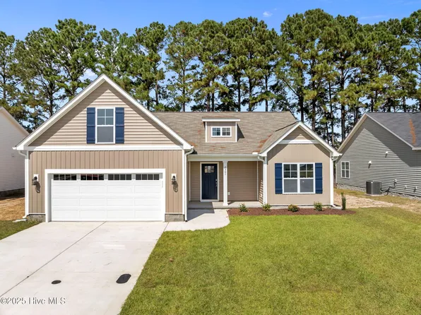 2301 Rhinestone Drive, Winterville, NC 28590