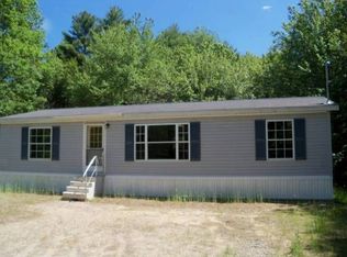 21 Charles Rd, Saco, ME 04072